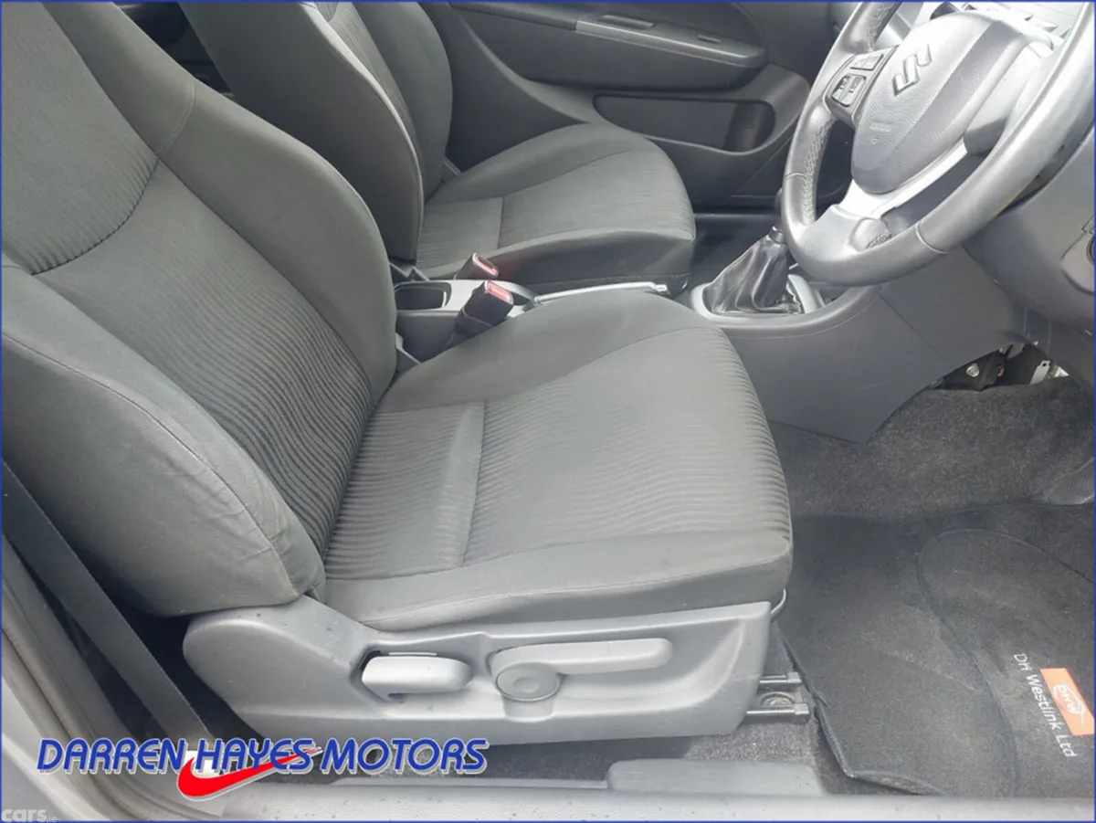 Suzuki Swift Hatchback, Petrol, 2011, Grey