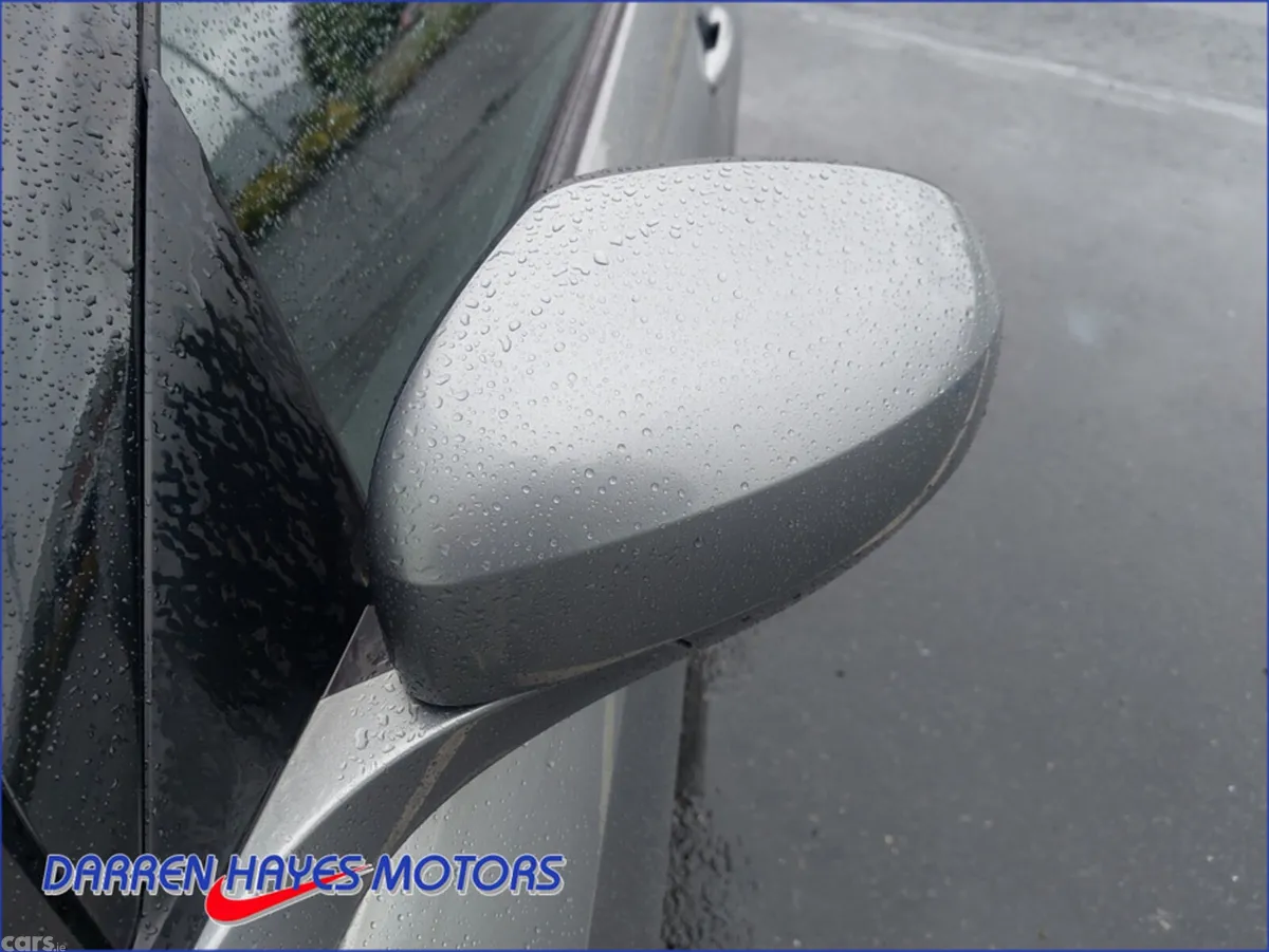 Suzuki Swift Hatchback, Petrol, 2011, Grey