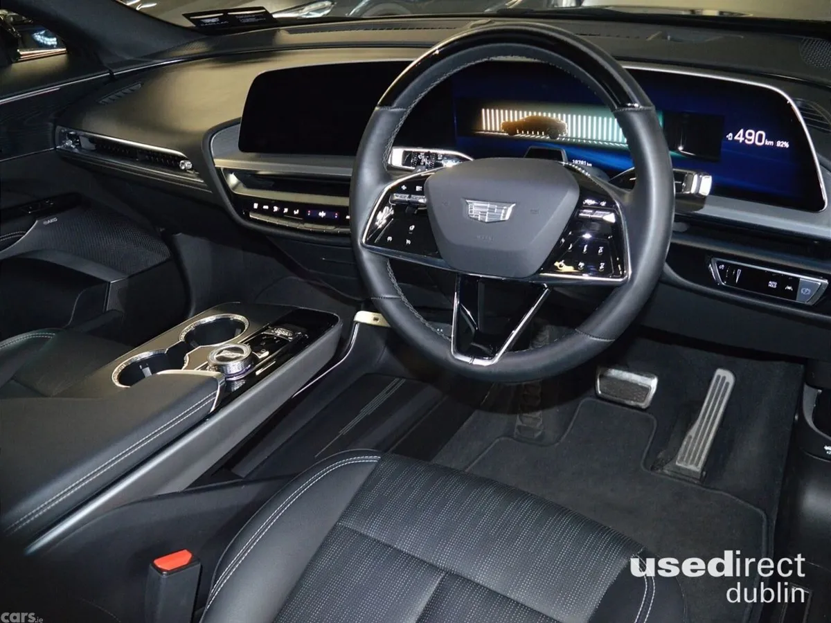 Cadillac Lyriq SUV, Electric, 2025, Grey