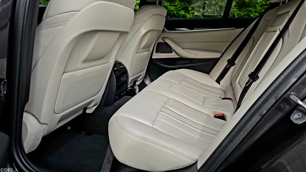 BMW 5-Series Saloon, Petrol Plug-in Hybrid, 2020, Grey