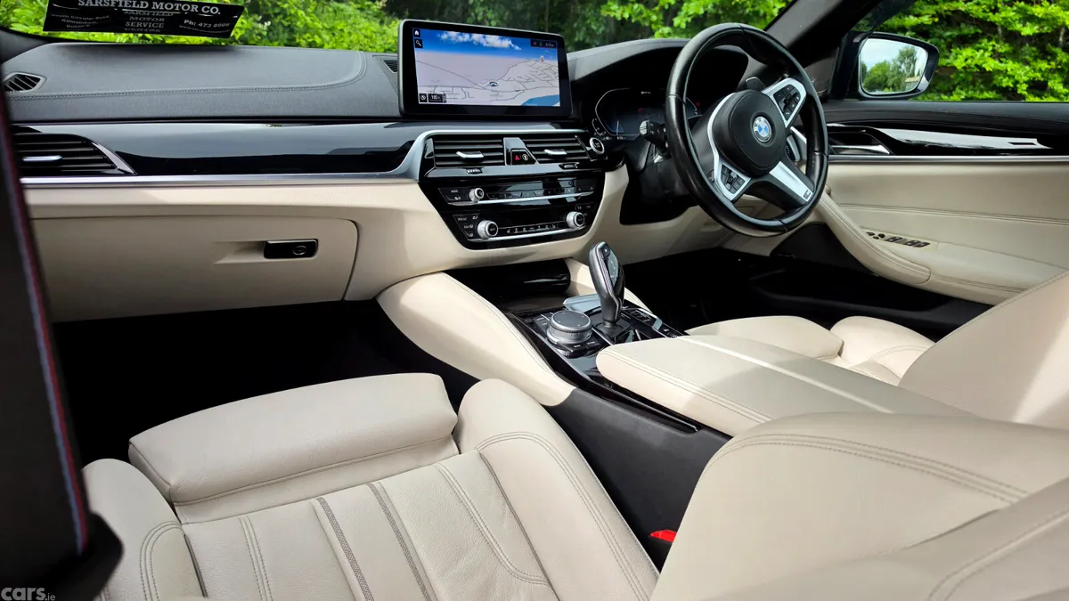 BMW 5-Series Saloon, Petrol Plug-in Hybrid, 2020, Grey