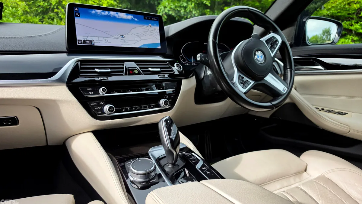 BMW 5-Series Saloon, Petrol Plug-in Hybrid, 2020, Grey