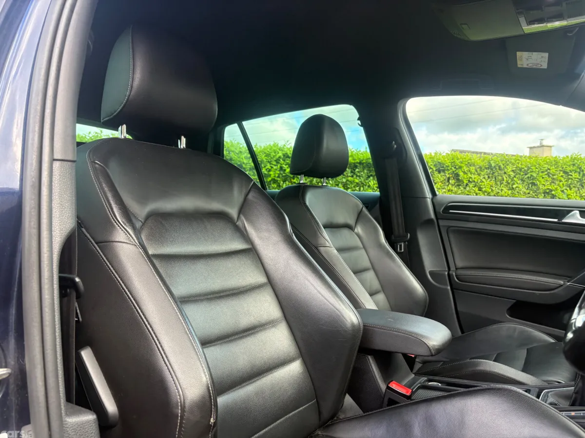 Volkswagen Golf Hatchback, Diesel, 2016, Blue
