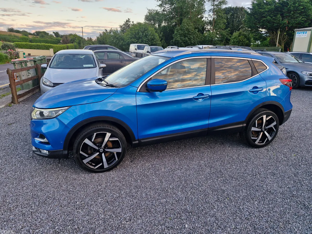 Nissan Qashqai Hatchback, Diesel, 2018, Blue