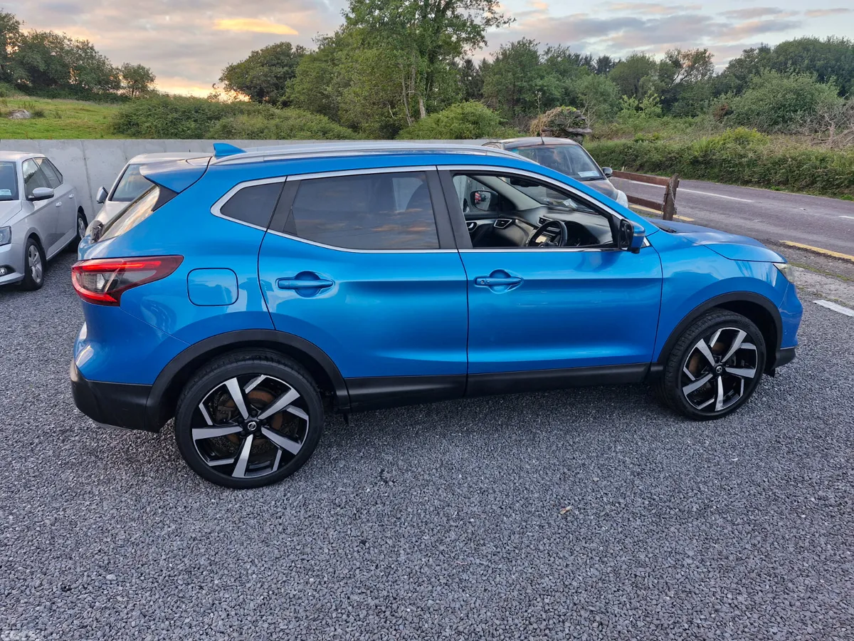 Nissan Qashqai Hatchback, Diesel, 2018, Blue