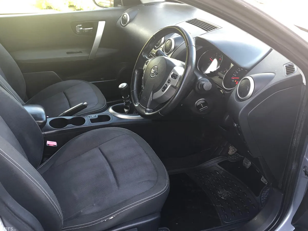 Nissan Qashqai Hatchback, Diesel, 2010, Blue