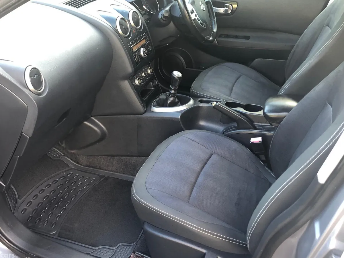 Nissan Qashqai Hatchback, Diesel, 2010, Blue