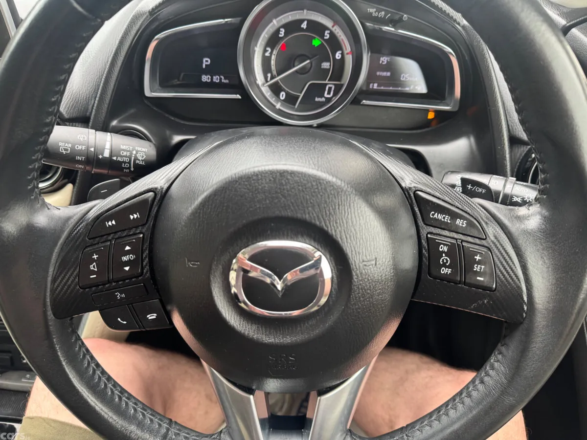 Mazda Demio MPV, Diesel, 2015, Red