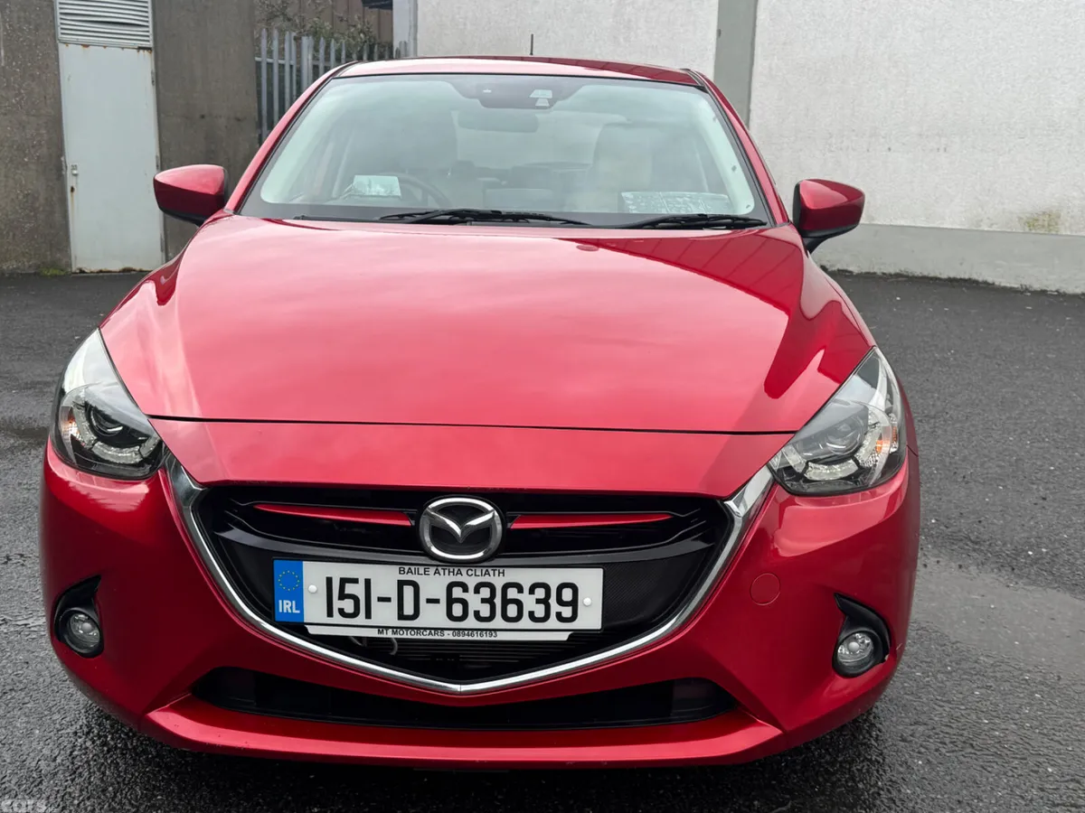 Mazda Demio MPV, Diesel, 2015, Red