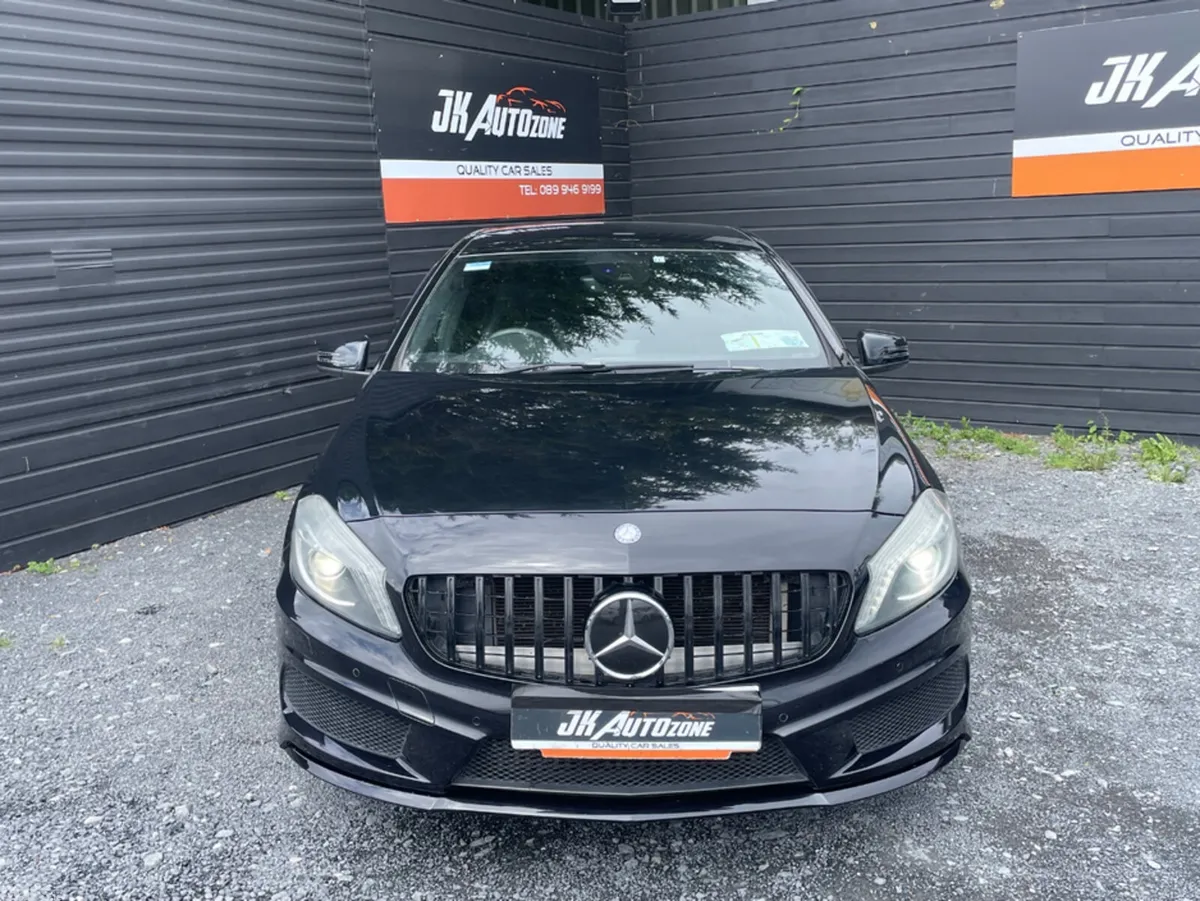 Mercedes-Benz A-Class Hatchback, Petrol, 2014, Black