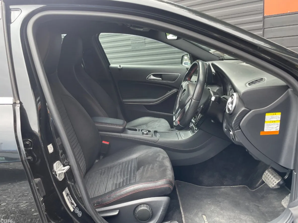 Mercedes-Benz A-Class Hatchback, Petrol, 2014, Black