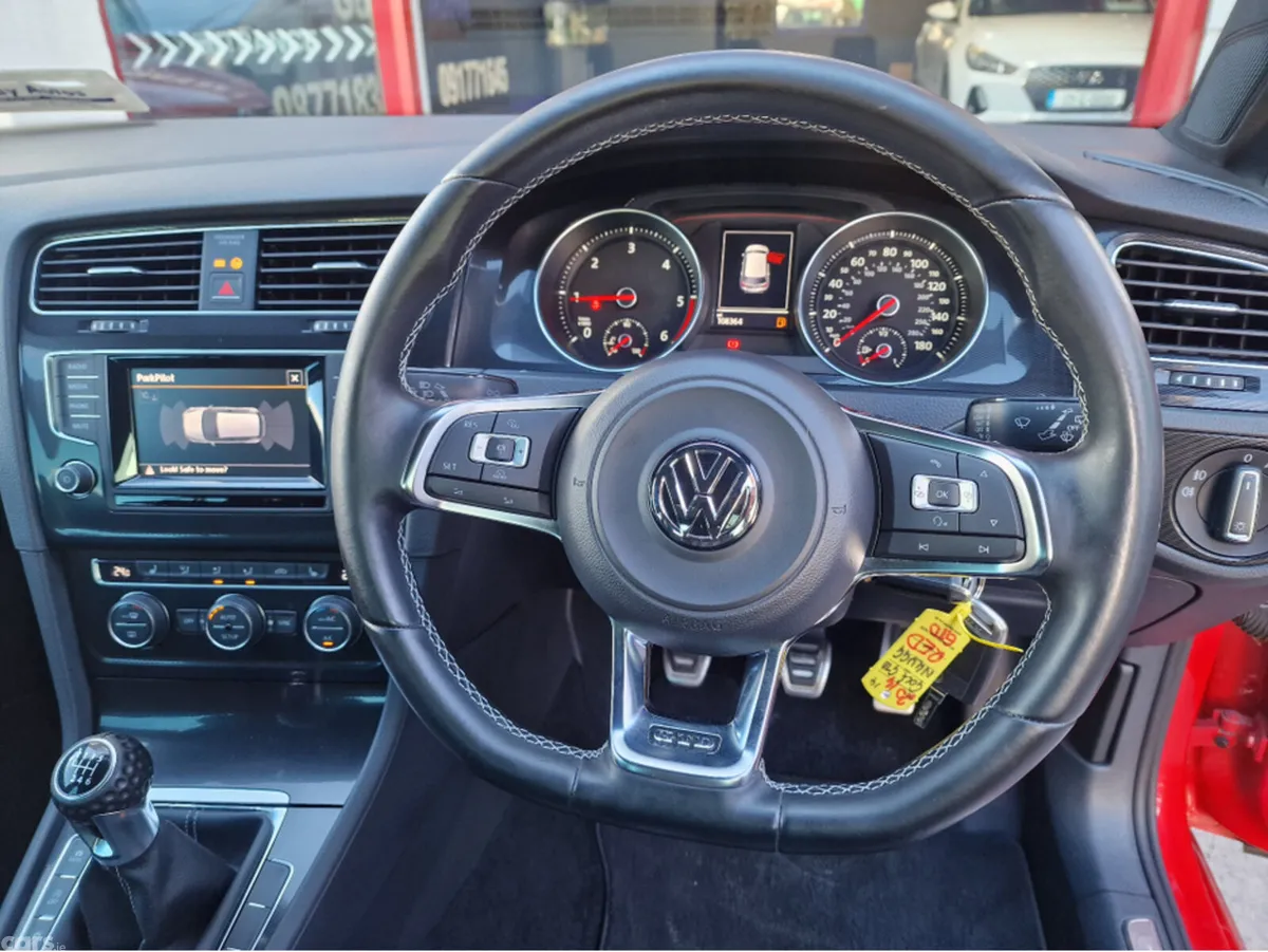 Volkswagen Golf Hatchback, Diesel, 2014, Red