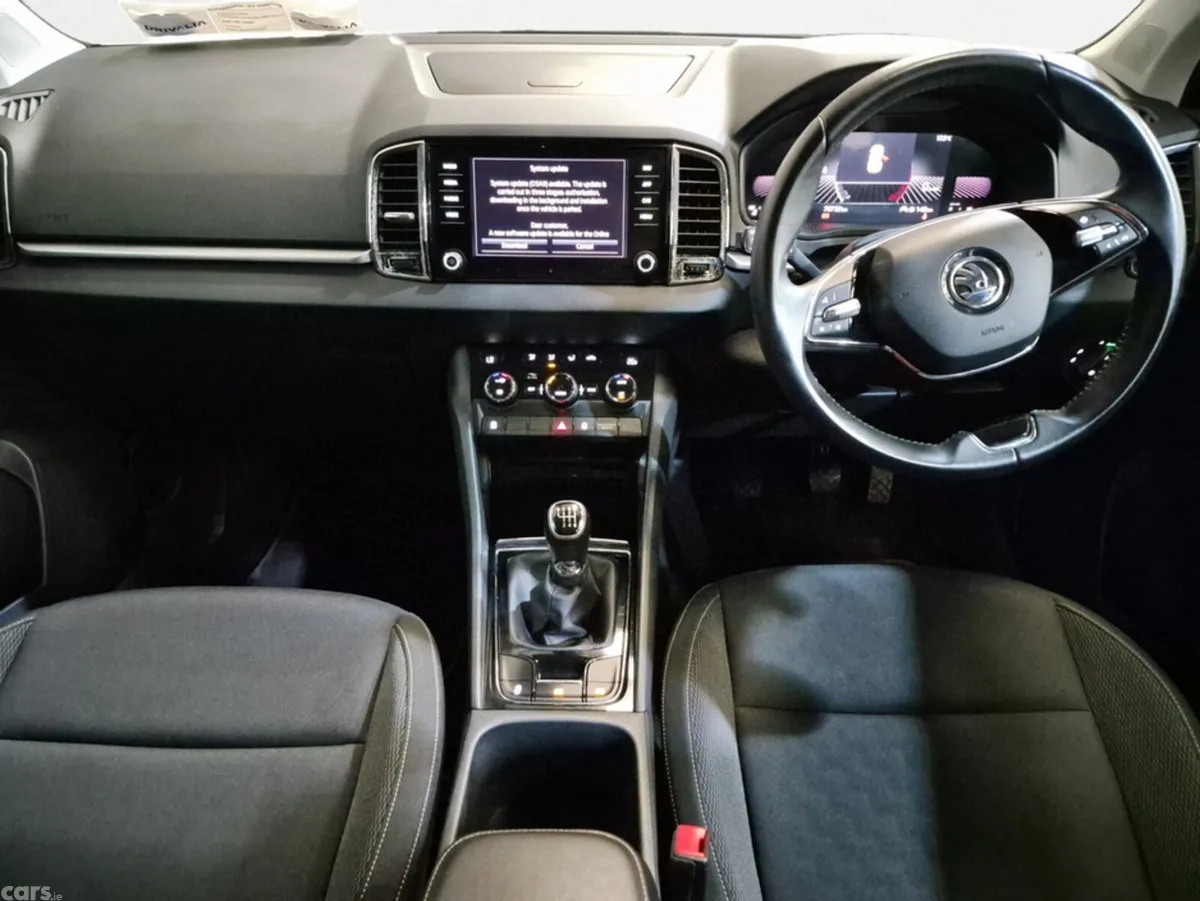 Skoda Karoq SUV, Diesel, 2023, Grey