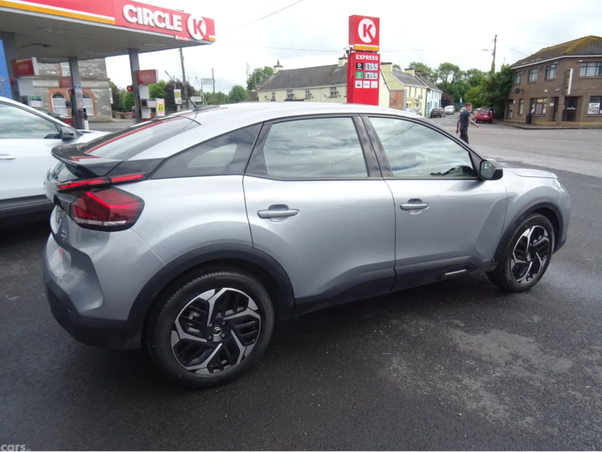 Citroen C4 Hatchback, Diesel, 2022, Grey