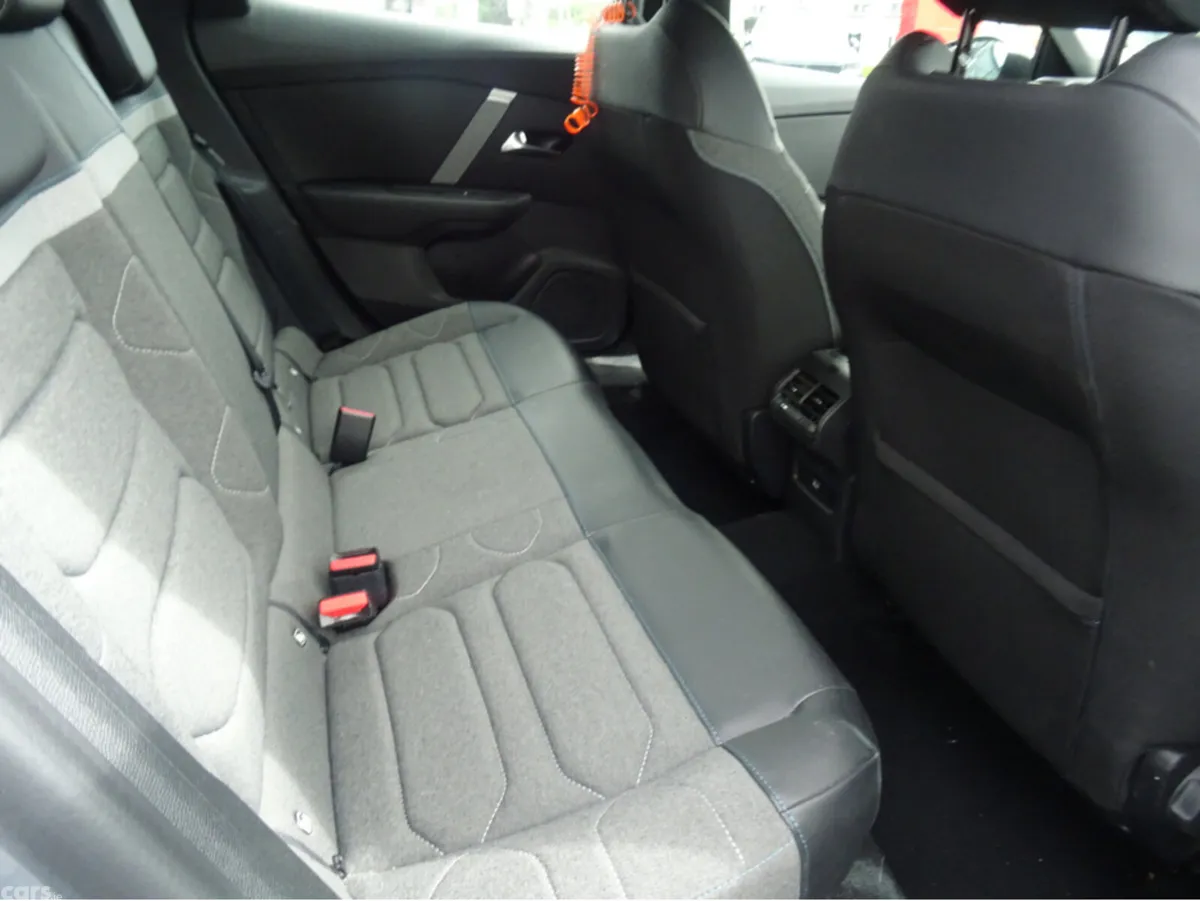 Citroen C4 Hatchback, Diesel, 2022, Grey