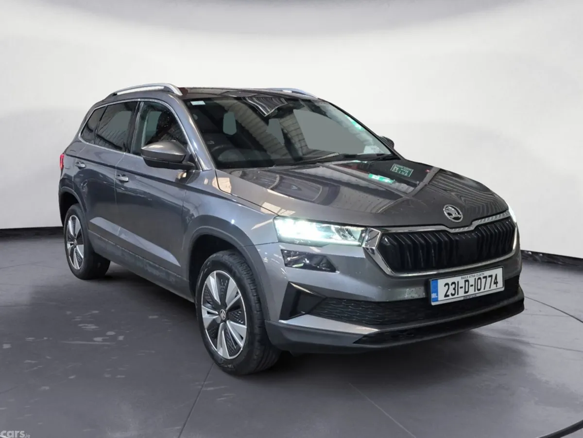Skoda Karoq SUV, Diesel, 2023, Grey