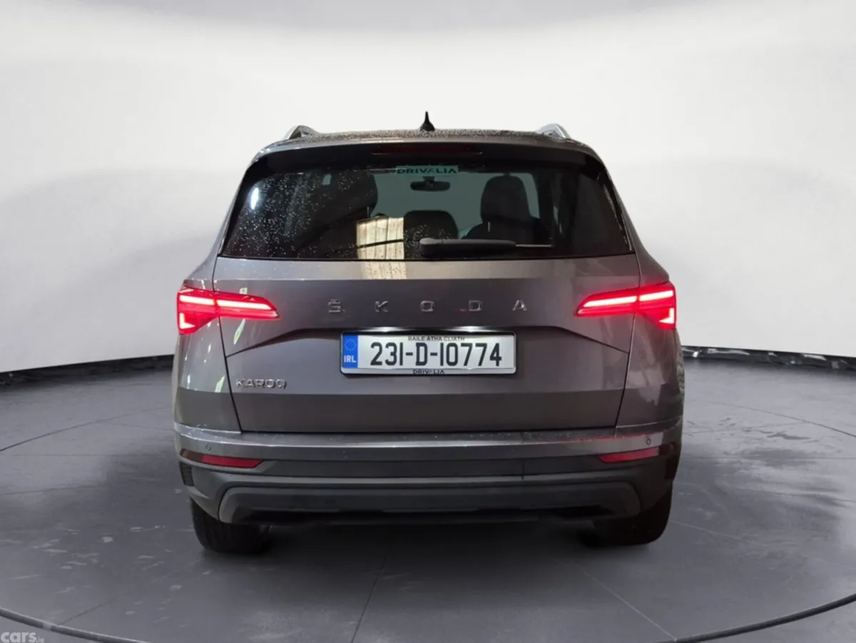 Skoda Karoq SUV, Diesel, 2023, Grey