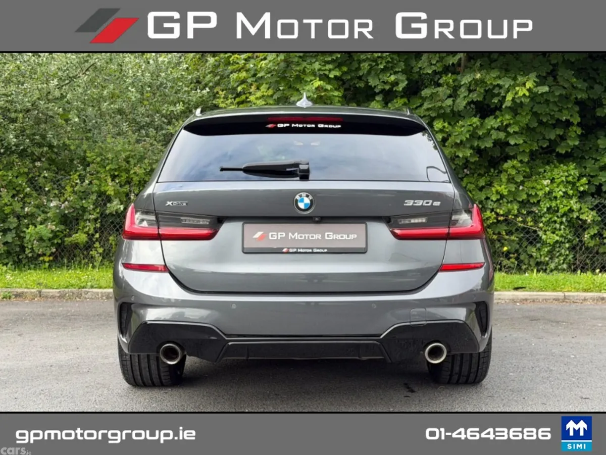 BMW 3-Series Estate, Petrol Plug-in Hybrid, 2021, Grey