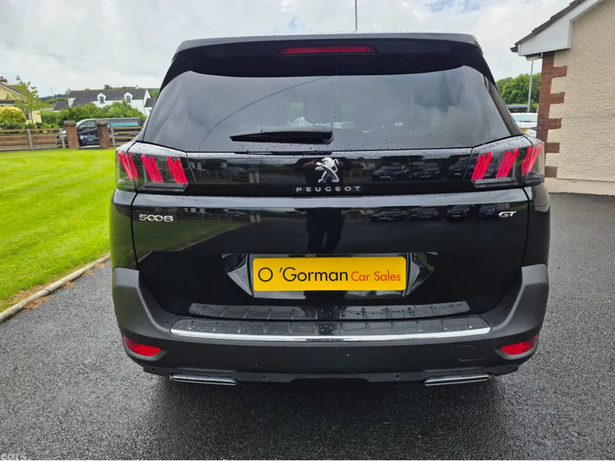 Peugeot 5008 MPV, Diesel, 2023, Black