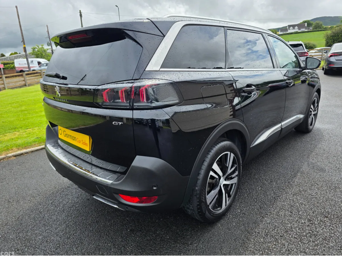 Peugeot 5008 MPV, Diesel, 2023, Black