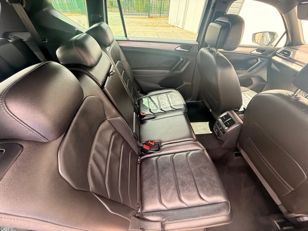 SEAT Tarraco Estate, Diesel, 2023, Grey
