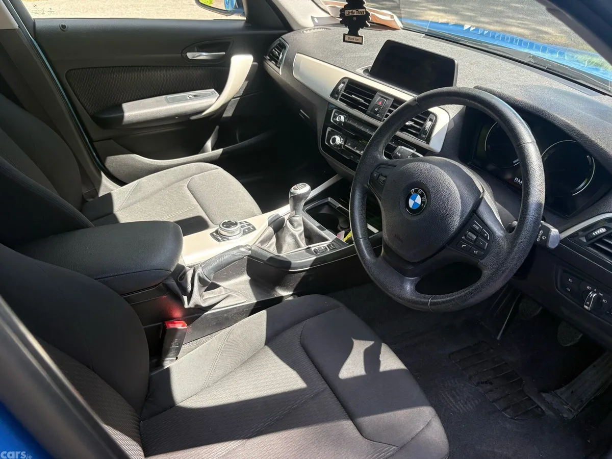 BMW 1-Series Hatchback, Petrol, 2017, Blue