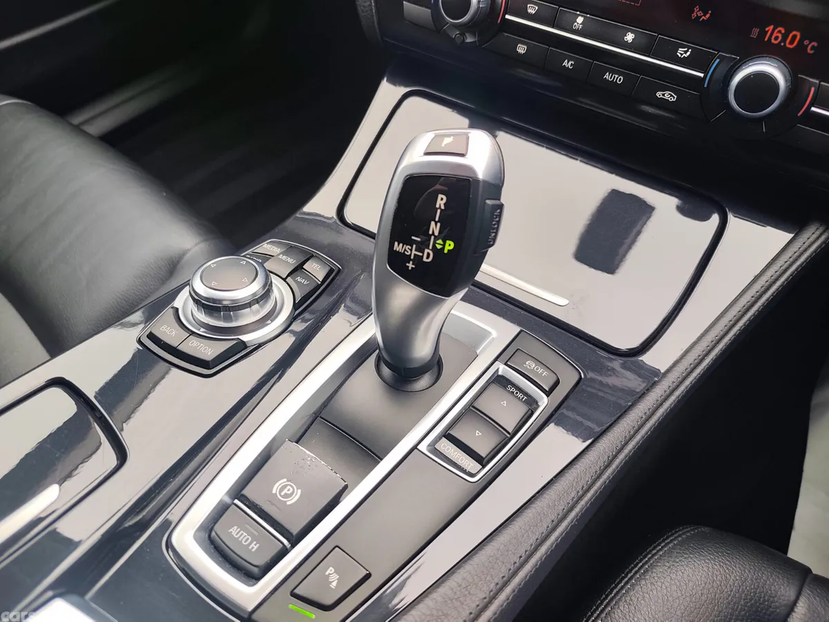 BMW 5-Series Saloon, Diesel, 2014, Silver