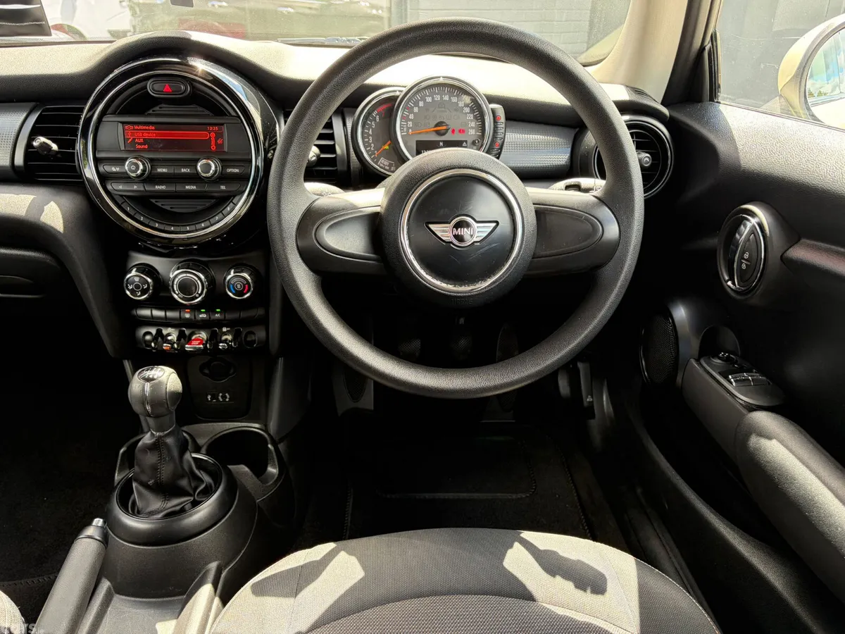 Mini Cooper Hatchback, Petrol, 2018, White
