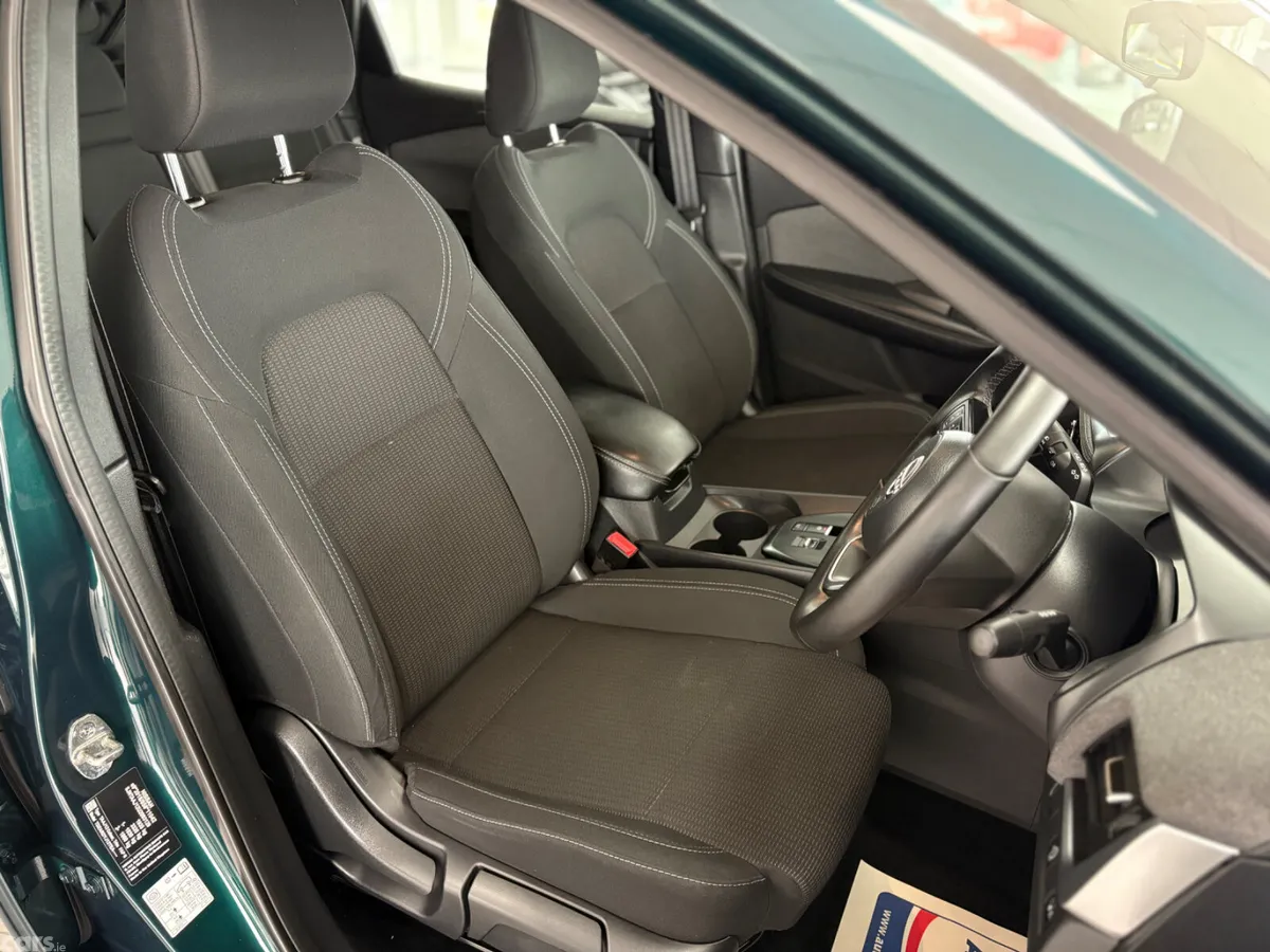 Nissan Qashqai SUV, Petrol Hybrid, 2024, Green