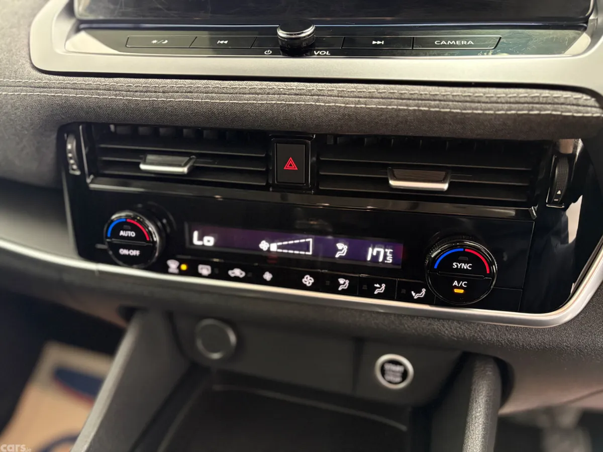 Nissan Qashqai SUV, Petrol Hybrid, 2024, Green
