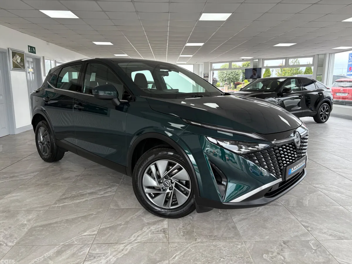 Nissan Qashqai SUV, Petrol Hybrid, 2024, Green