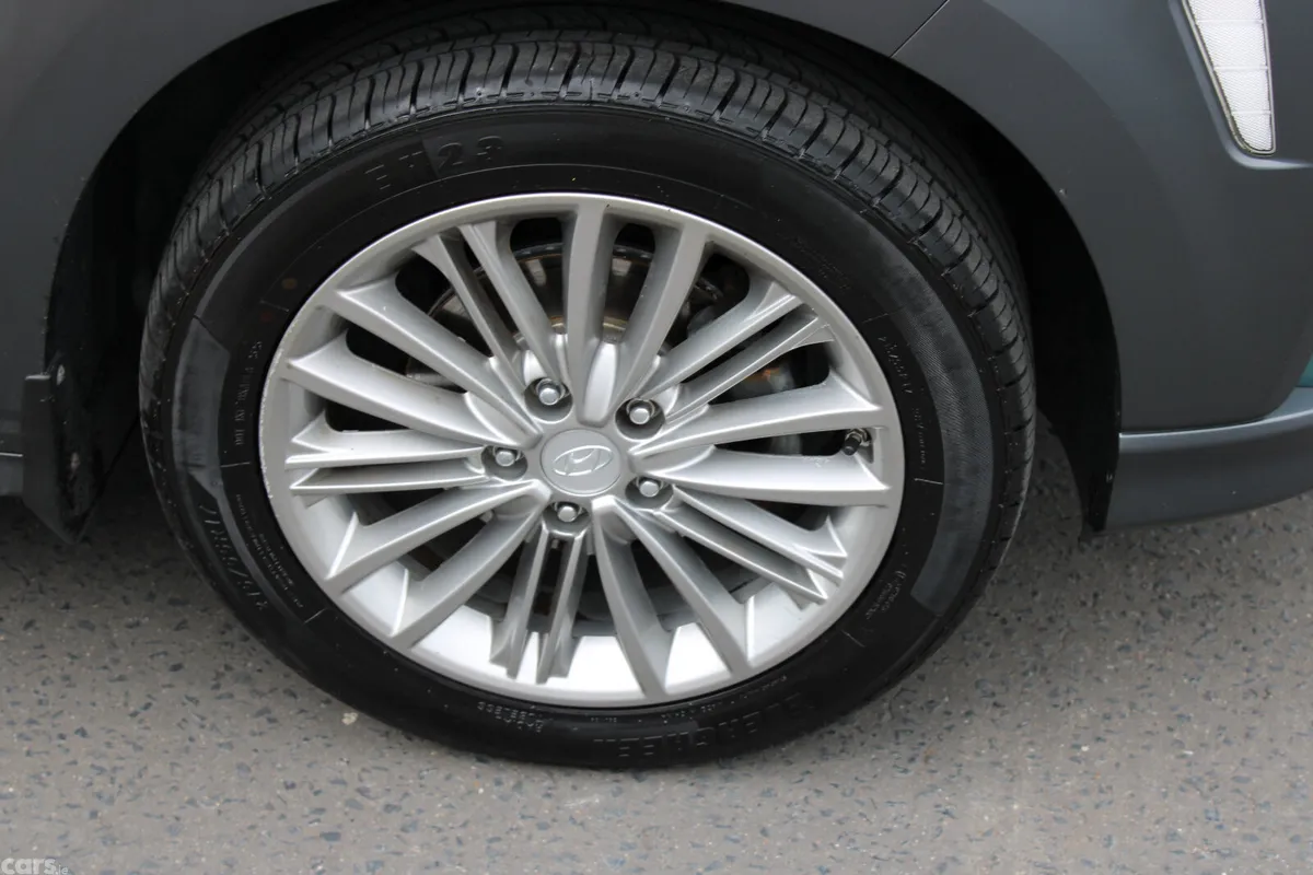 Hyundai KONA MPV, Petrol, 2019, Blue