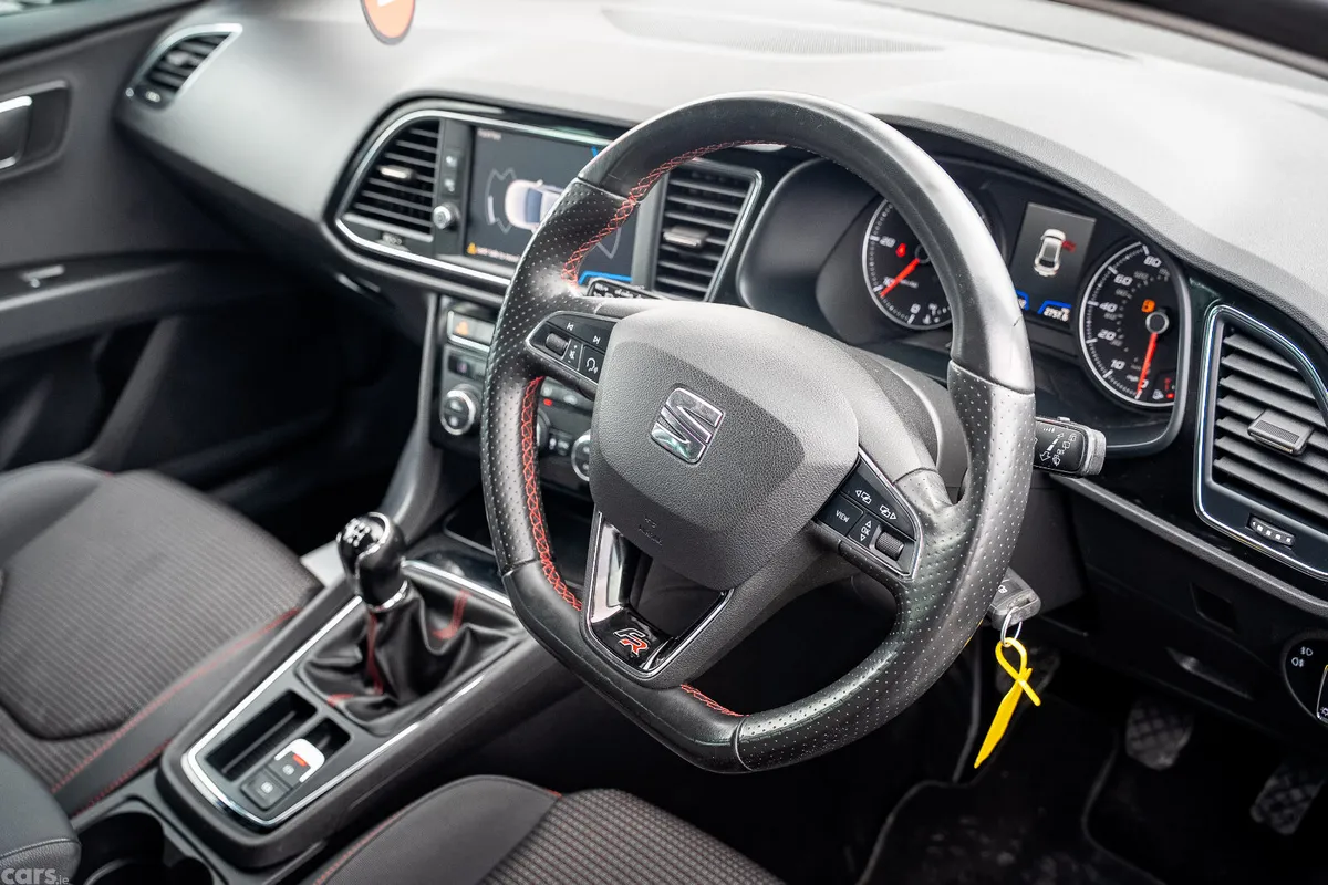 SEAT Leon Hatchback, Diesel, 2019, Blue