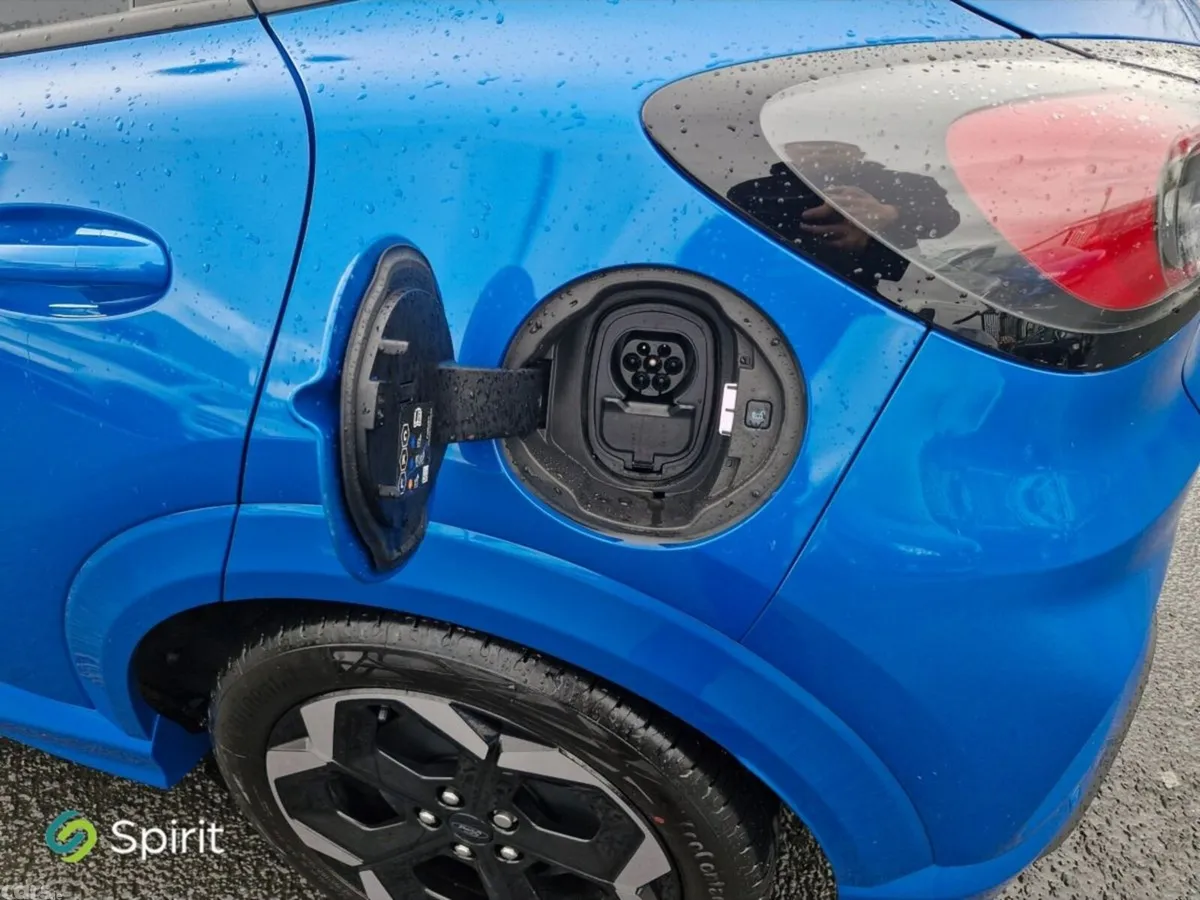 Ford Puma MPV, Electric, 2026, Blue