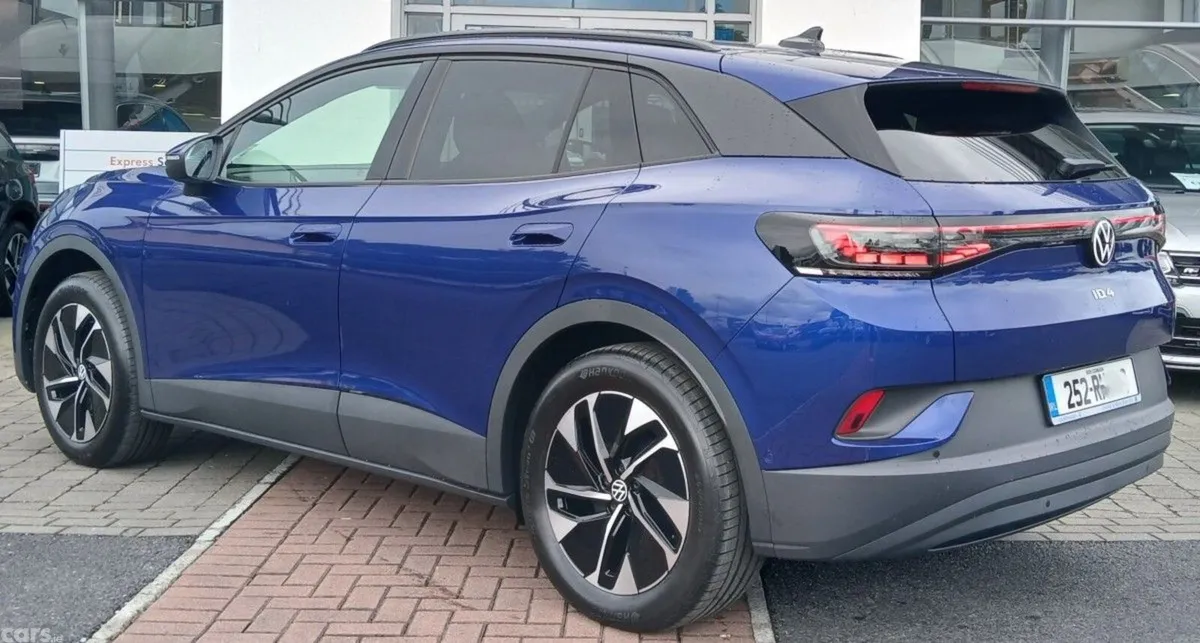 Volkswagen ID.4 Estate, Electric, 2025, Blue