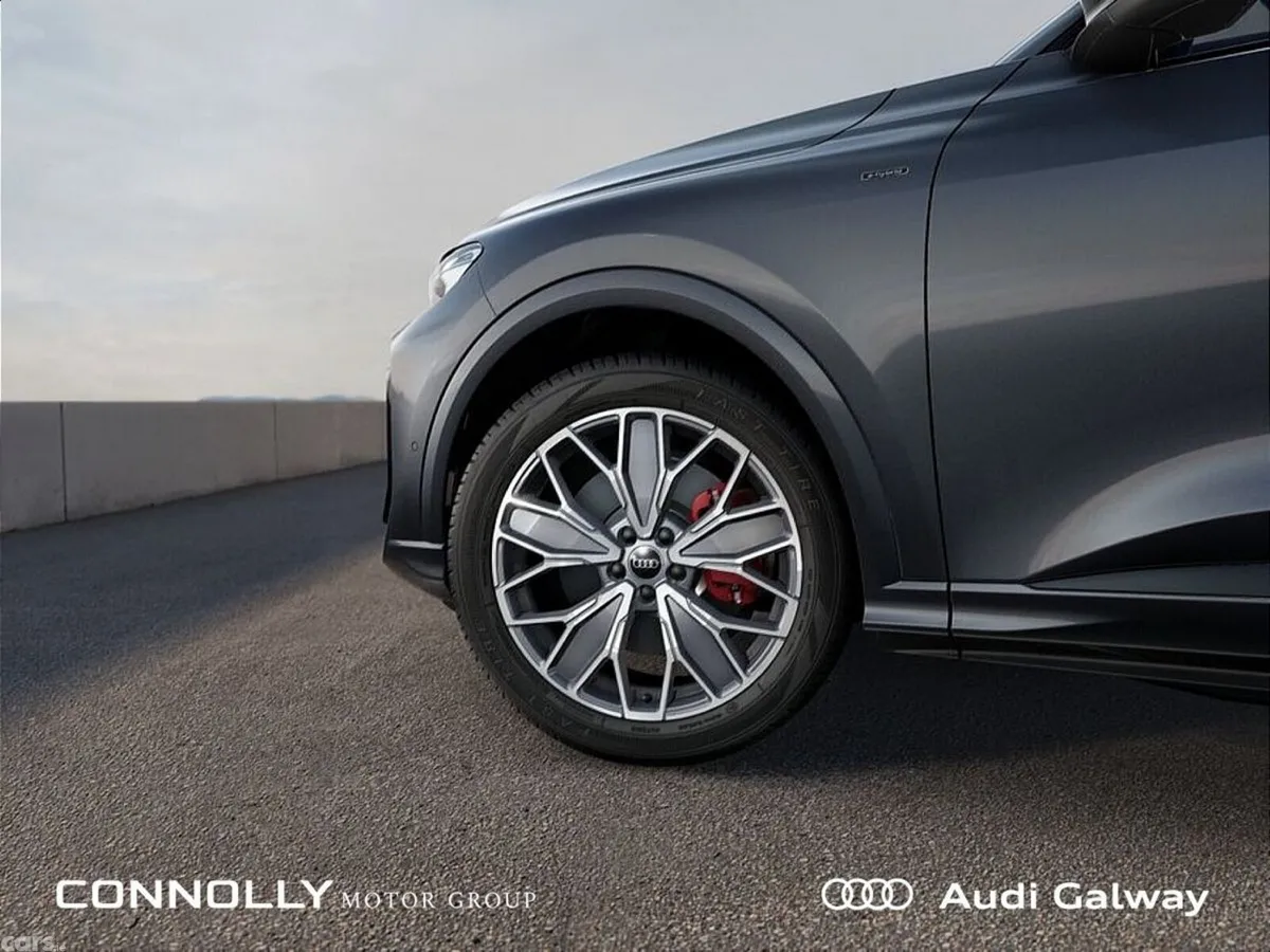 Audi Q5 SUV, Petrol Plug-in Hybrid, 2027, Grey