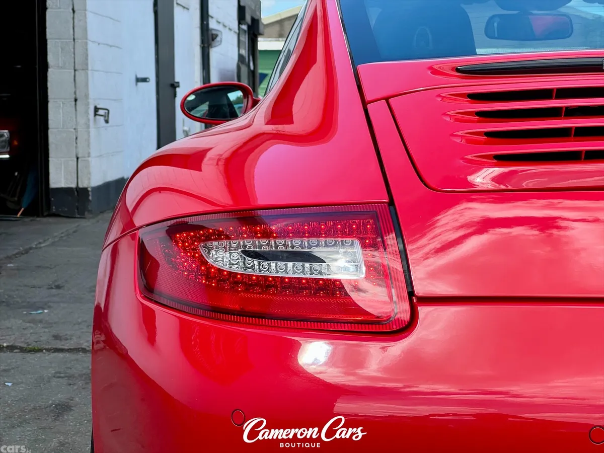 Porsche 911 Coupe, Petrol, 2006, Red