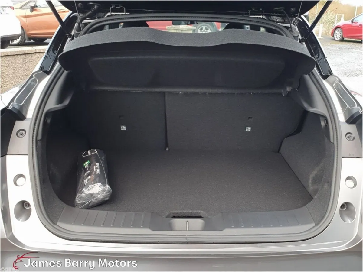 Nissan Juke SUV, Petrol, 2026, Grey