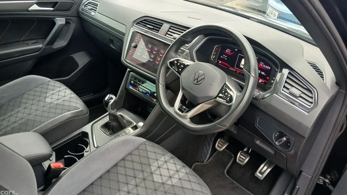 Volkswagen Tiguan SUV, Diesel, 2023, Black