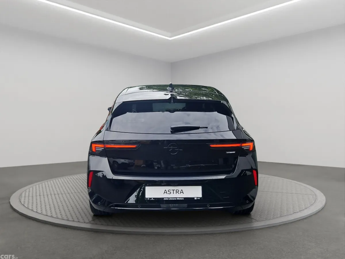 Opel Astra Hatchback, Petrol Hybrid, 2026, Black