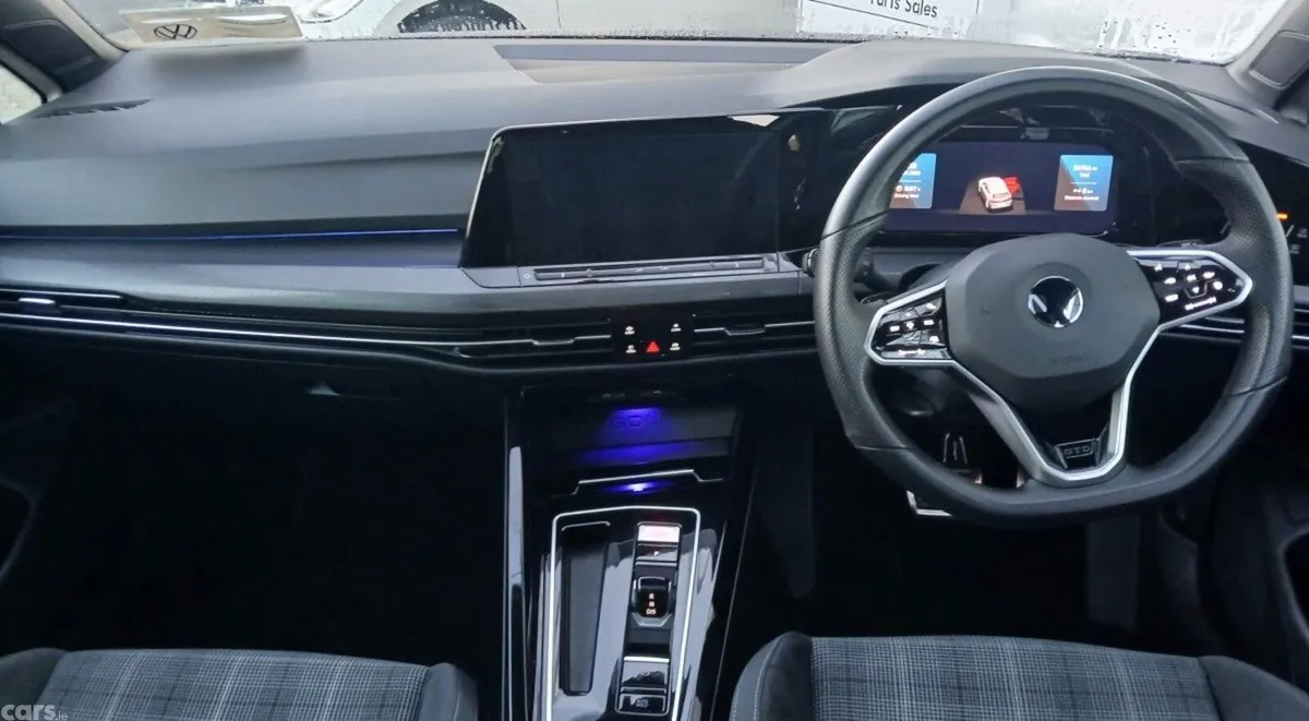 Volkswagen Golf Estate, Diesel, 2023, Blue