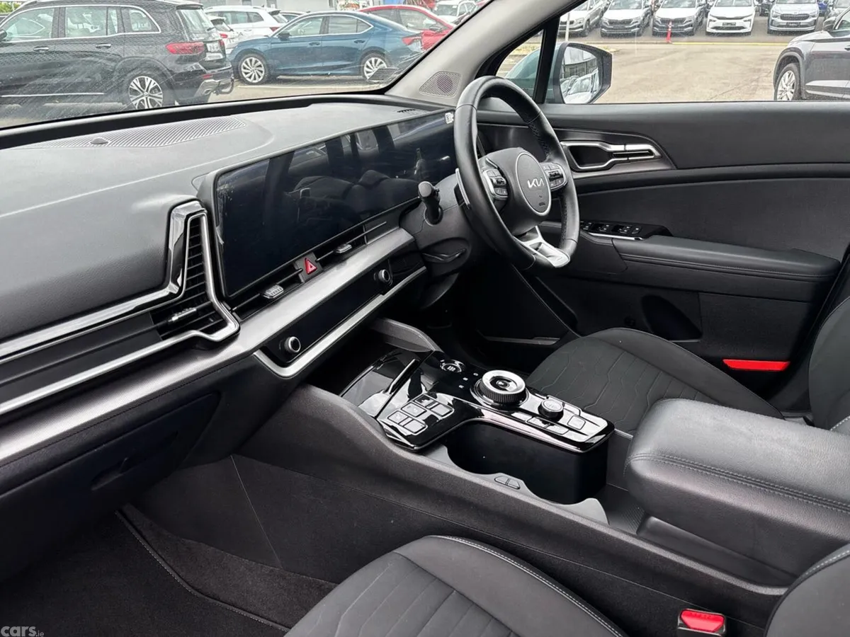 Kia Sportage SUV, Petrol Plug-in Hybrid, 2023, Grey