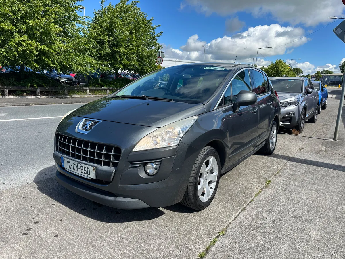 Peugeot 3008 MPV, Diesel, 2012, Grey