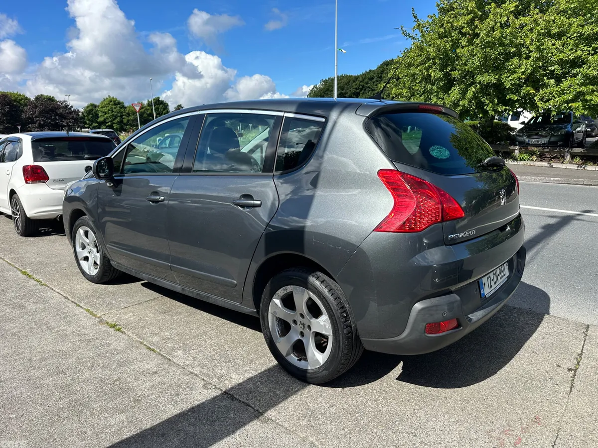 Peugeot 3008 MPV, Diesel, 2012, Grey