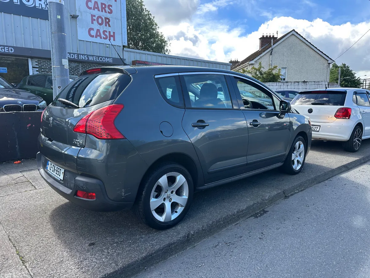 Peugeot 3008 MPV, Diesel, 2012, Grey