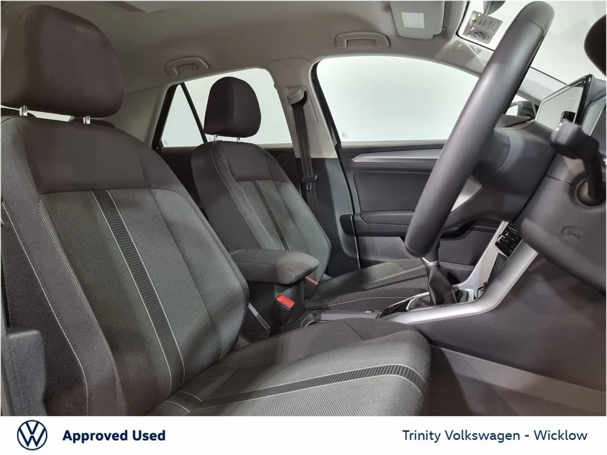 Volkswagen T-Roc SUV, Petrol, 2025, Black
