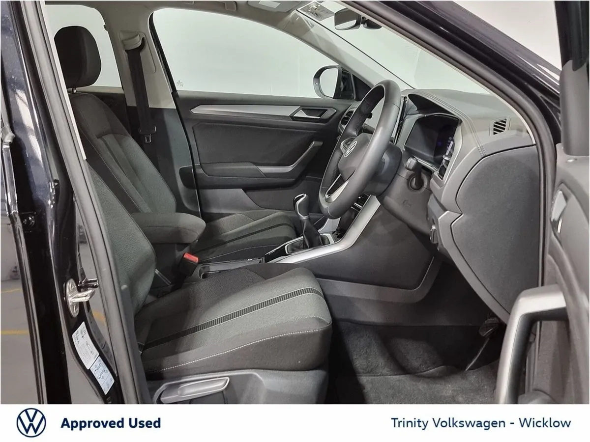 Volkswagen T-Roc SUV, Petrol, 2025, Black