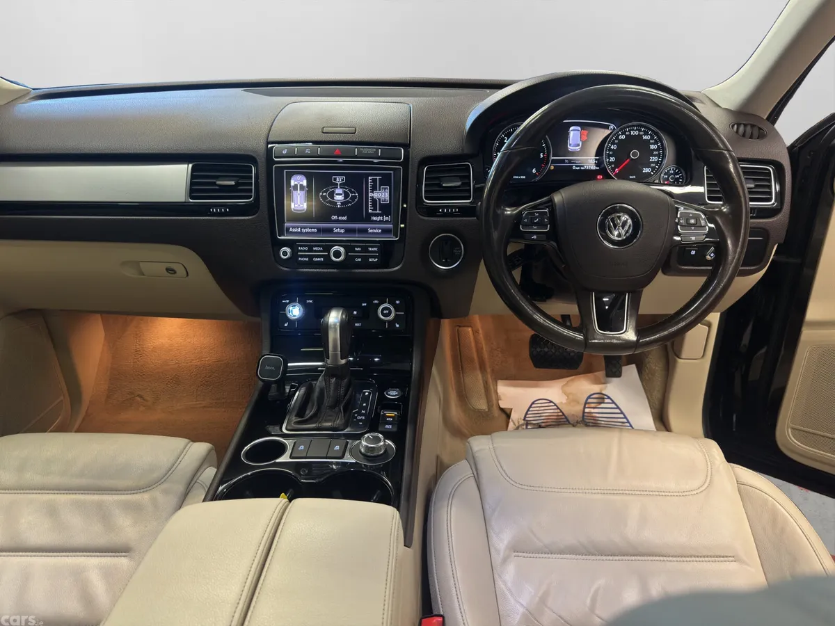Volkswagen Touareg SUV, Diesel, 2018, Black