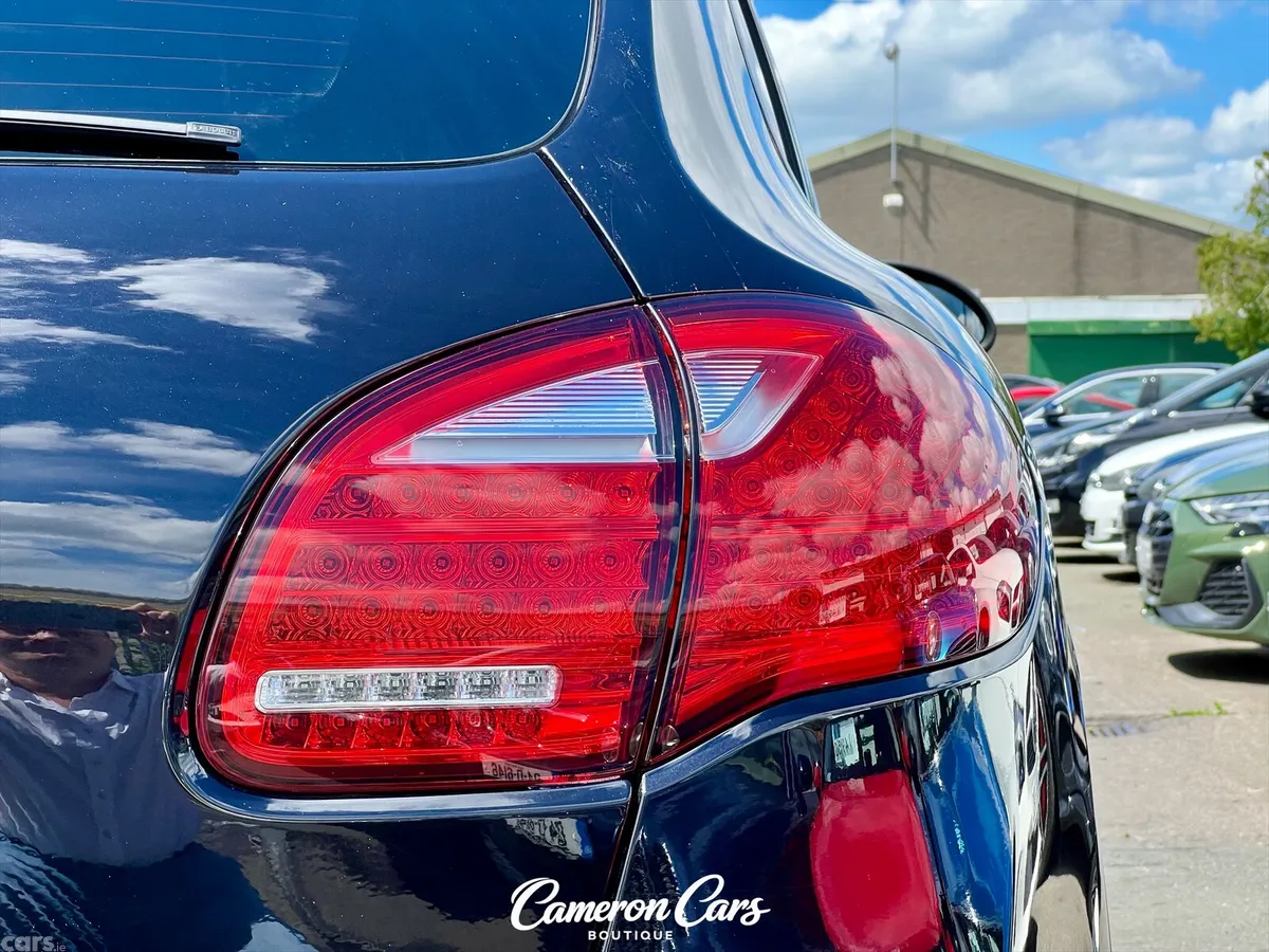 Porsche Cayenne SUV, Diesel, 2014, Black