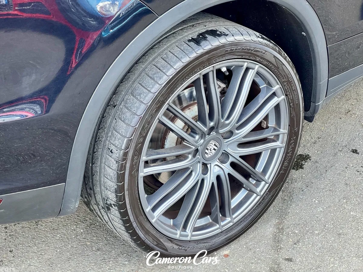 Porsche Cayenne SUV, Diesel, 2014, Black